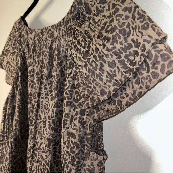 Christopher & Banks Brown Charcoal Print Peasant Top Flutter Sleeves Buttons XL - Picture 4 of 9